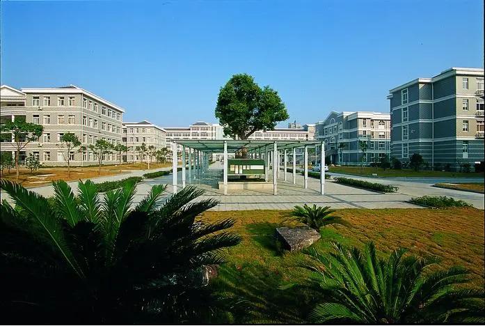 学校简介